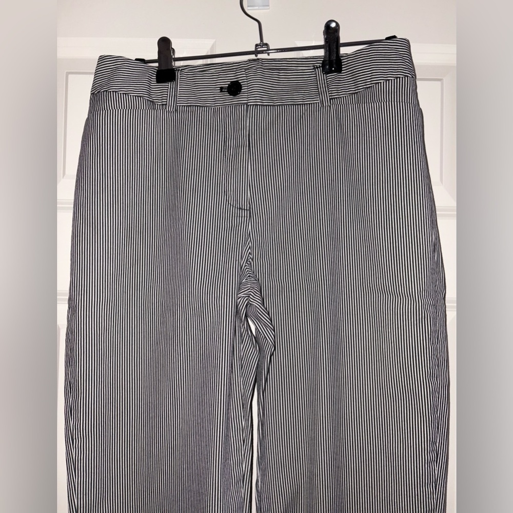 EUC Crops: Pinstripe Charcoal/Off White, Lightweight, Fitted, Lower Rise